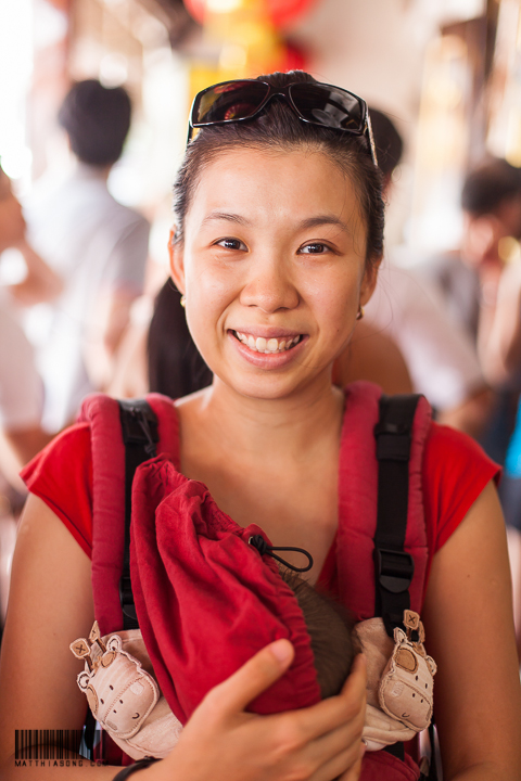 Queueing for the famous chicken rice stall!