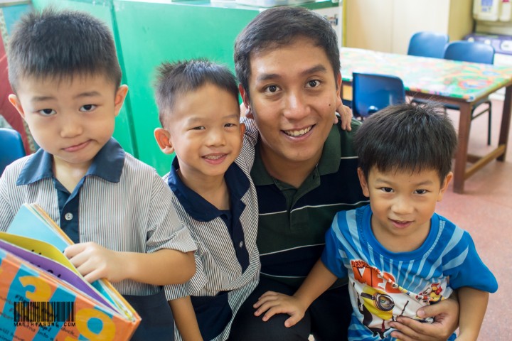 Papa & my best frens in school